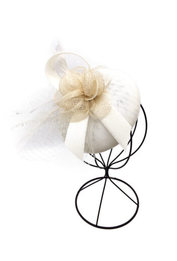Floral Motif Feathers and Tulle Fascinator - Image 6