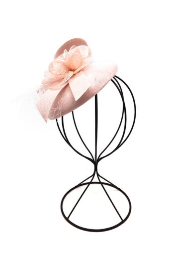 Floral Motif Feathers and Tulle Fascinator - Image 7