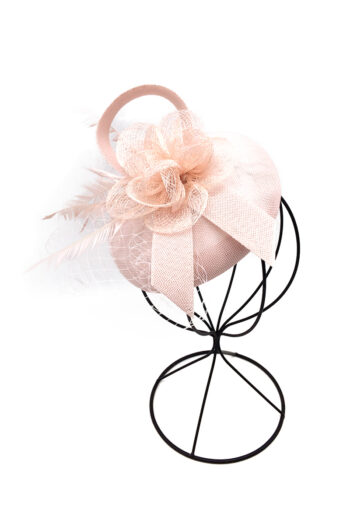 Floral Motif Feathers and Tulle Fascinator - Image 4