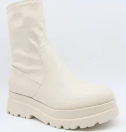Sasha White Boot