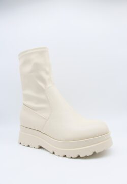 Sasha White Boot