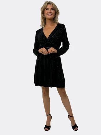 Kylie Black Sparkle