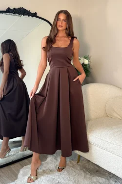 Erica Square Neck Pleated