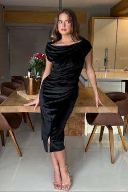 Ariana Asymmetric Velvet