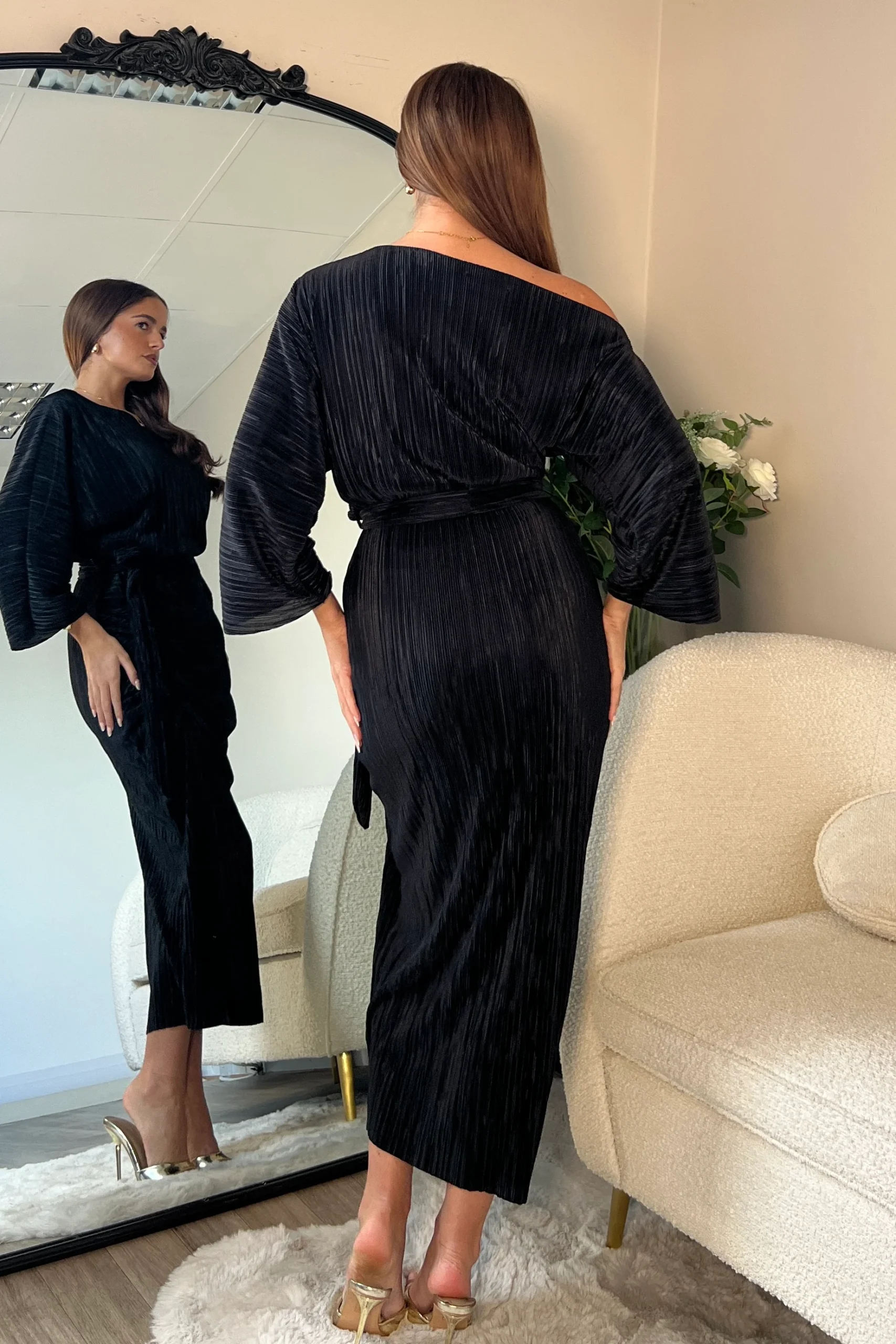 Vendy Off Shoulder Ruched - Image 3