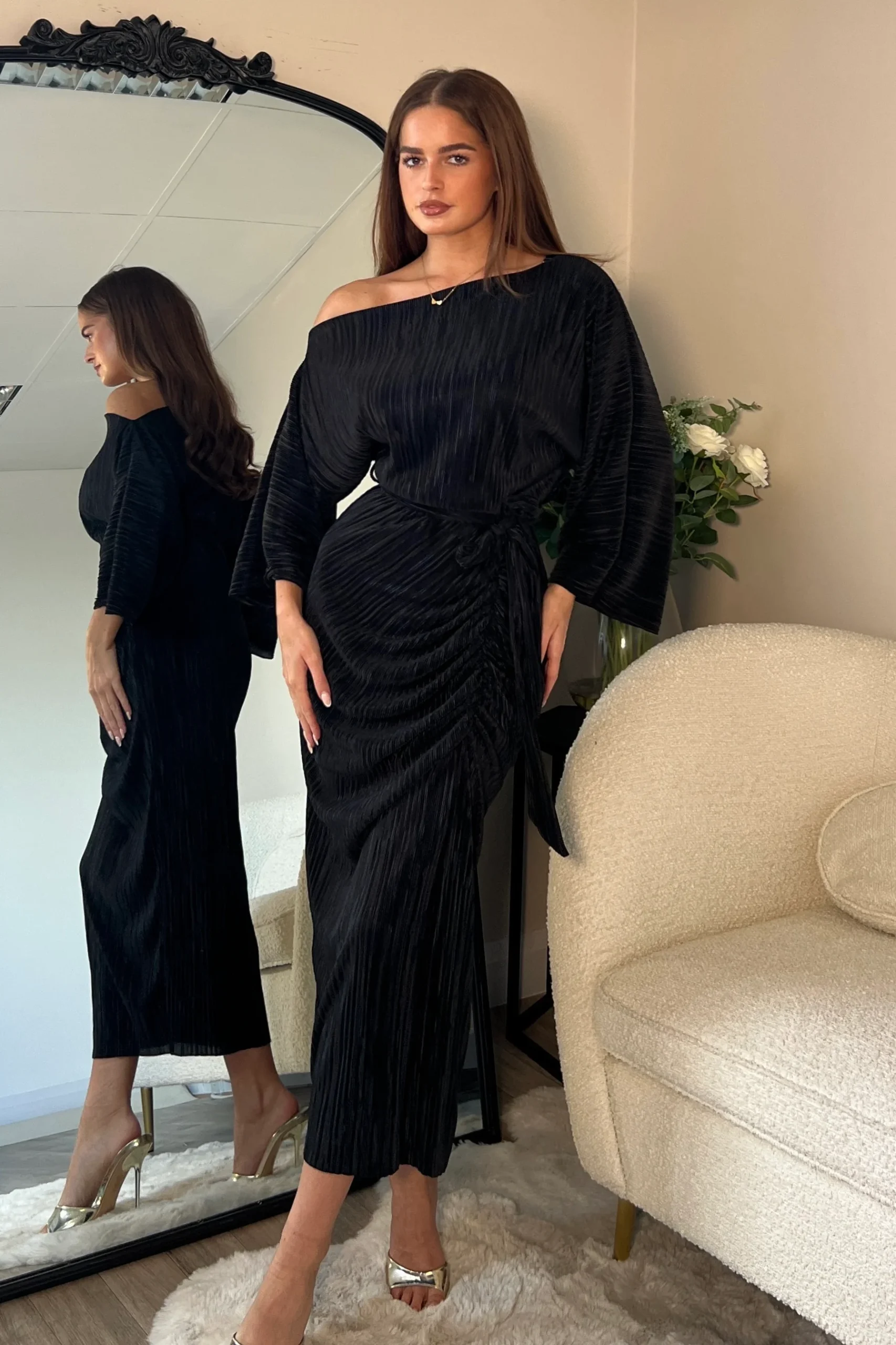 Vendy Off Shoulder Ruched